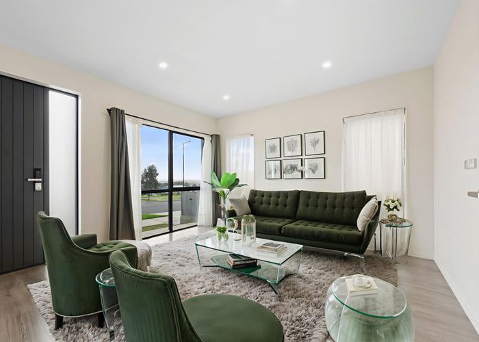  at 8 Hauhake Road, Flat Bush, Manukau City, Auckland