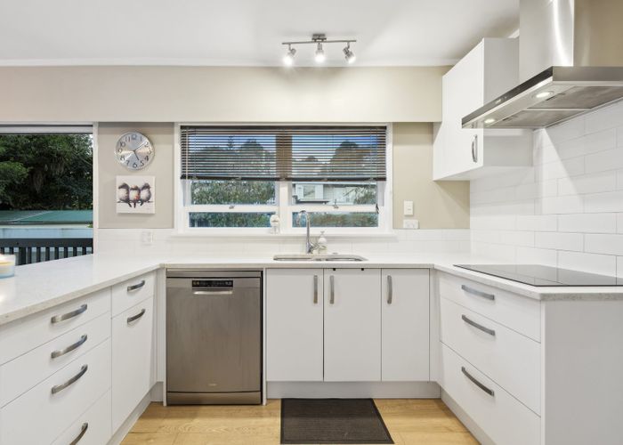  at 28 Gibbs Crescent, Red Hill, Papakura, Auckland