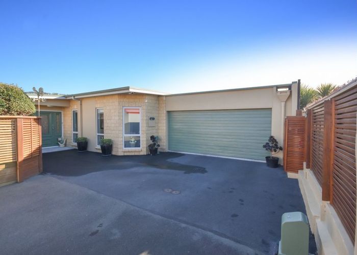  at 10A Kennedy Street, Saint Clair, Dunedin