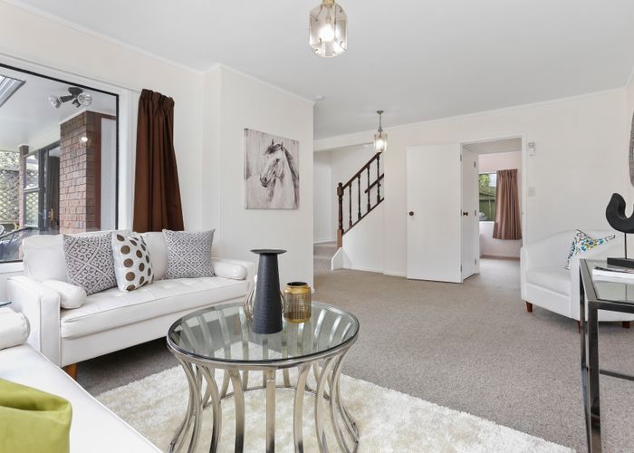  at 2/11 Basilton Close, Bucklands Beach, Auckland