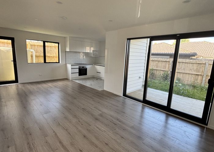  at 5/6 Pah Rd, Papatoetoe, Manukau City, Auckland