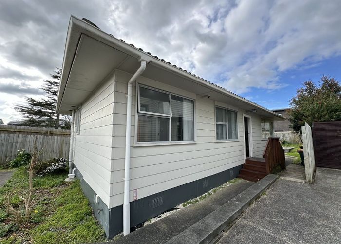  at 10B Glynnbrooke Street, Te Atatu South, Waitakere City, Auckland