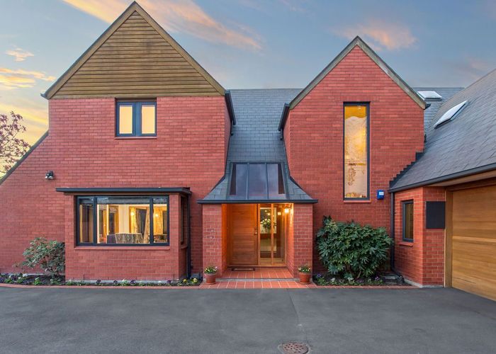  at 17 Hanover Place, Ilam, Christchurch City, Canterbury