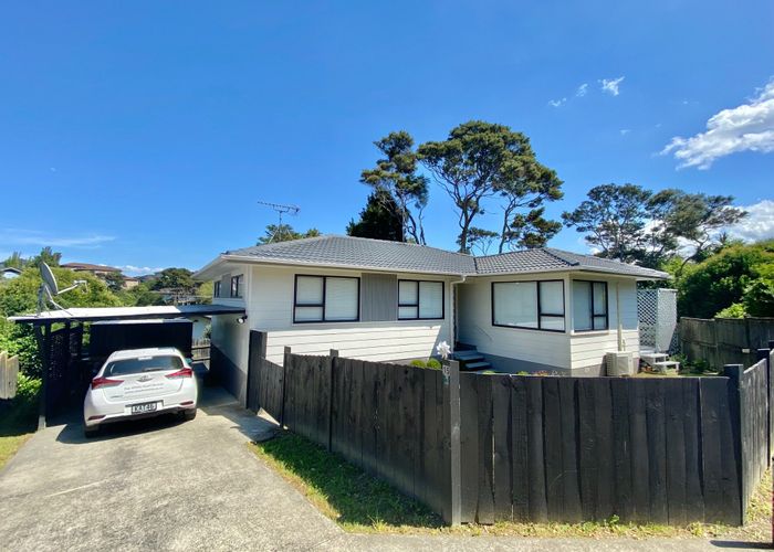  at 1/15 Contessa Drive, Glenfield, Auckland