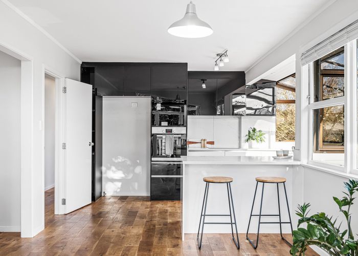  at 18 Outlook Road, Greenhithe, North Shore City, Auckland