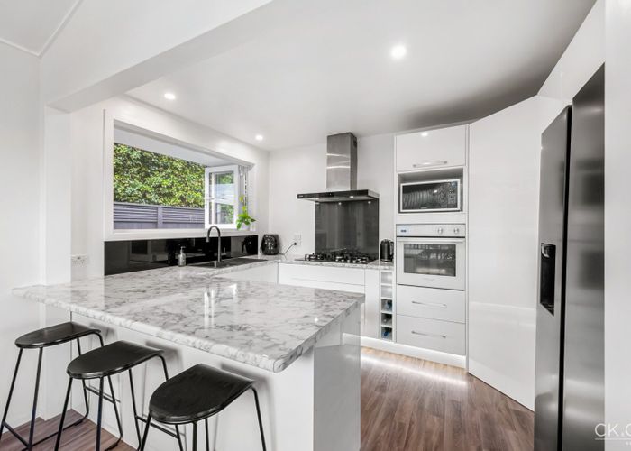  at 34 Sunshine Crescent, Kelson, Lower Hutt, Wellington