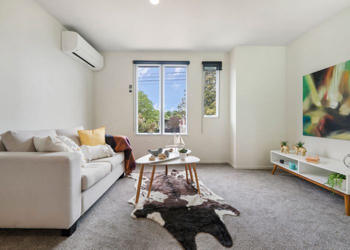  at 435B West Coast Road, Glen Eden, Waitakere City, Auckland