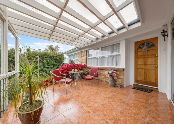  at 32 Alton Terrace, Pakuranga Heights, Manukau City, Auckland