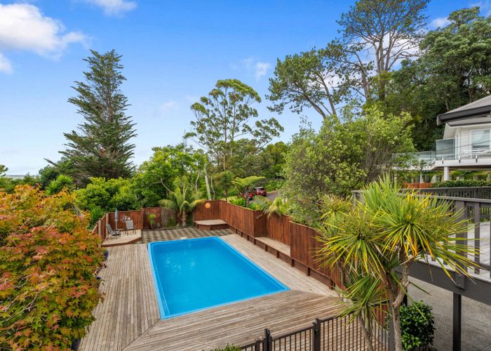  at 7 Barton Street East, Blockhouse Bay, Auckland City, Auckland