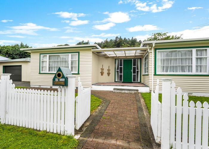  at 33 Peel Place, Wainuiomata, Lower Hutt