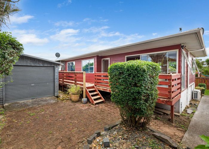  at 1/25A Tidal Road, Mangere, Auckland