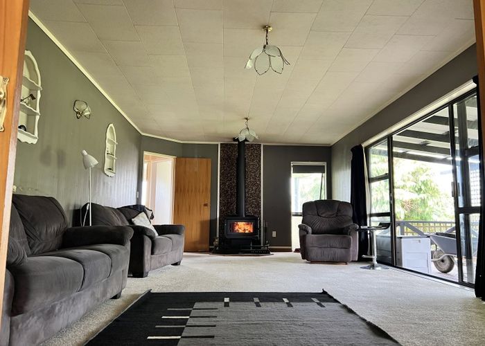  at 53 Cemetery Road, Dannevirke, Dannevirke