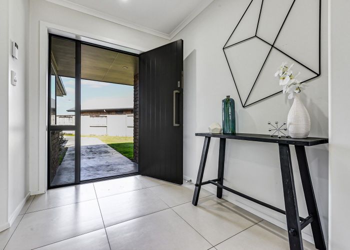  at 8 Mosslea Court, Rototuna North, Hamilton