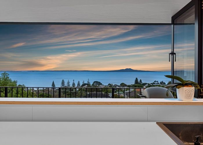  at 832A Beach Road, Torbay, Auckland
