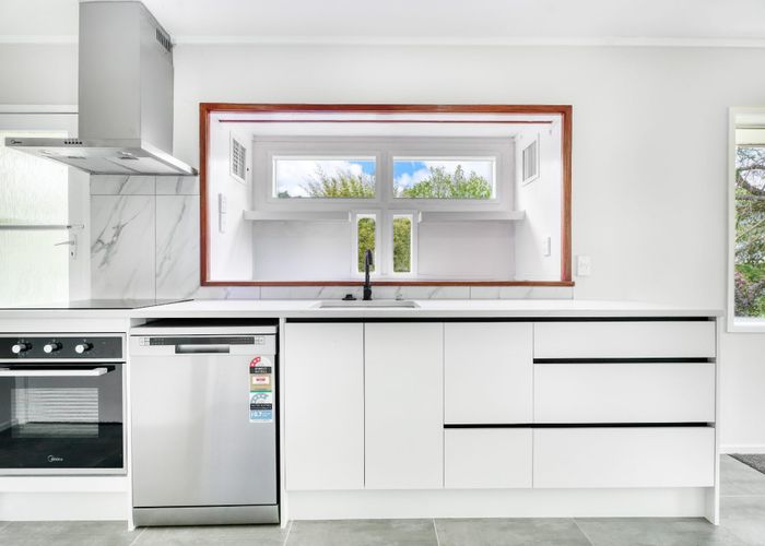  at 10 Brunner Road, Glen Eden, Auckland