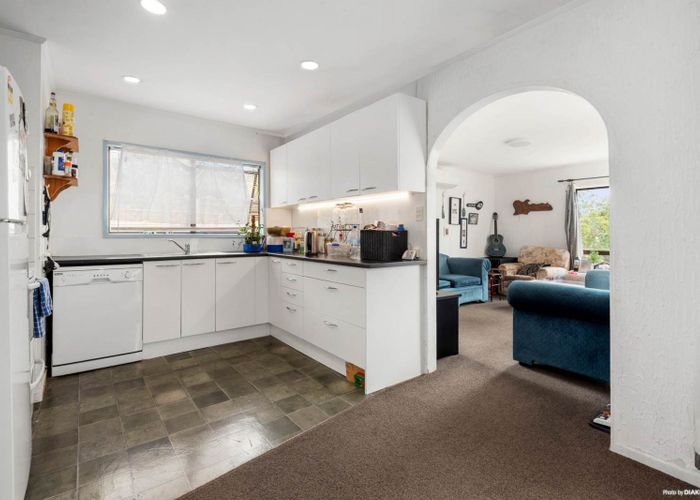  at 14 Adam Sunde Place, Glen Eden, Auckland
