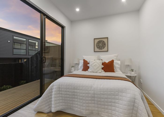  at 10C Bagnall Avenue, Point England, Auckland City, Auckland
