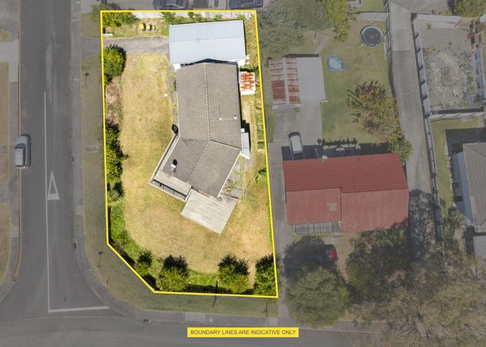  at 2 Longreach Drive, Sunnyvale, Waitakere City, Auckland