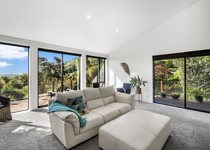  at 16 Morgans Valley, Heathcote, Christchurch City, Canterbury