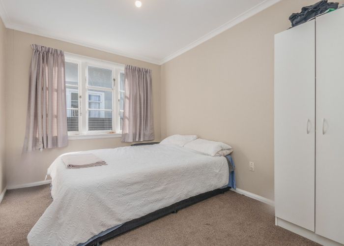  at 323 Botanical Road, West End, Palmerston North