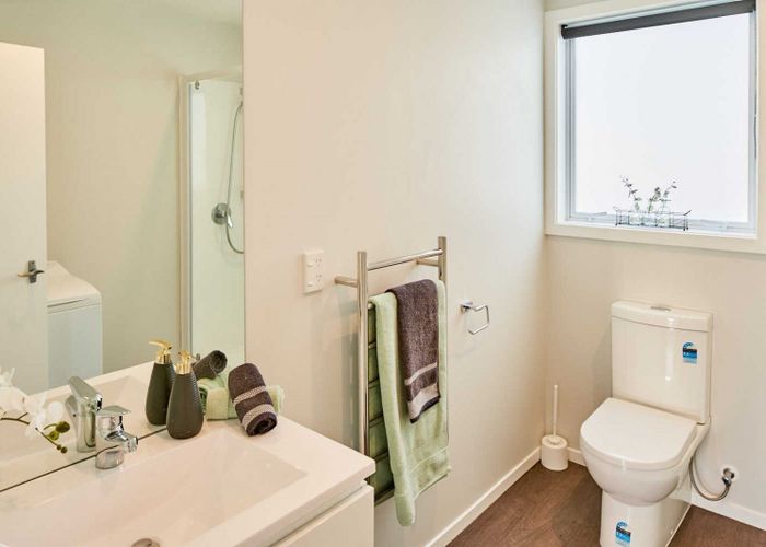  at 5/3 Kowhai Street, Eastbourne, Lower Hutt, Wellington