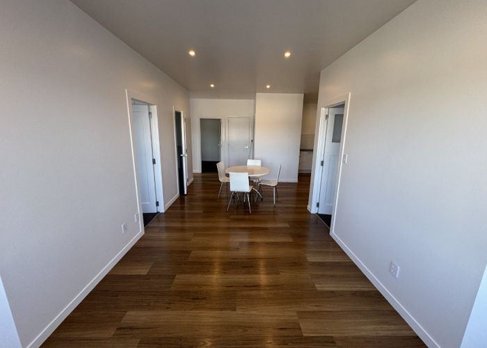  at 2/11 Waiteata Road, Kelburn, Wellington, Wellington