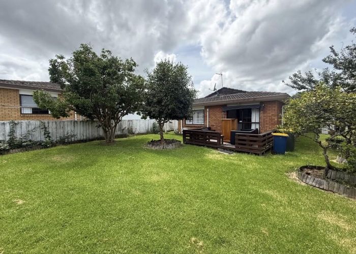  at 6/116 Titirangi Road, New Lynn, Waitakere City, Auckland