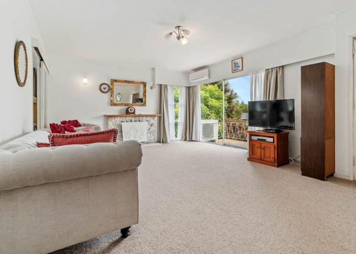  at 4 Malory Street, Avondale, Auckland