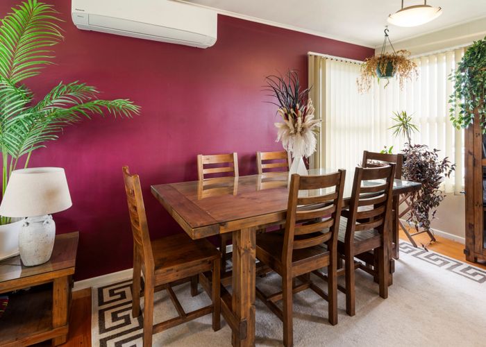  at 97 Chichester Drive, Rosehill, Papakura