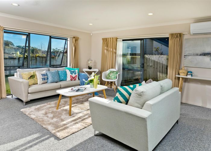  at 14 Sapperton Drive, Henderson, Auckland