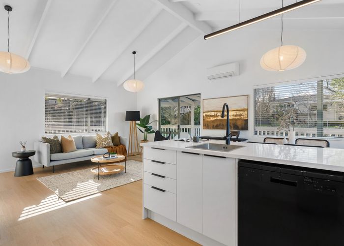  at 30A Glengarry Road, Glen Eden, Waitakere City, Auckland