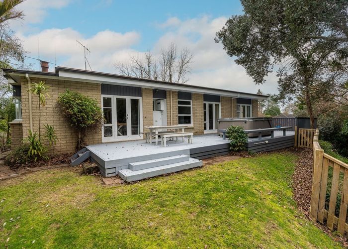  at 512  River Road, Fairfield, Hamilton, Waikato