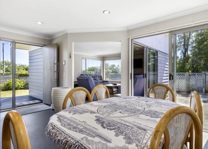  at 2/30 Ingle Avenue, Waipahihi, Taupo, Waikato