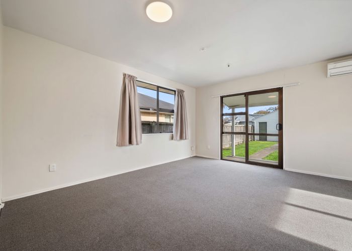  at 2/696 Gloucester Street, Linwood, Christchurch City, Canterbury