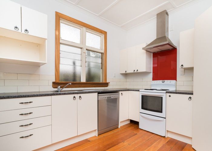  at 4 Rainforth Street, Roslyn, Palmerston North, Manawatu / Whanganui