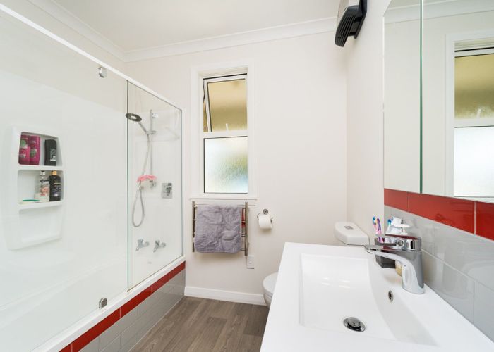  at 5 Terrace Street, Roslyn, Palmerston North, Manawatu / Whanganui