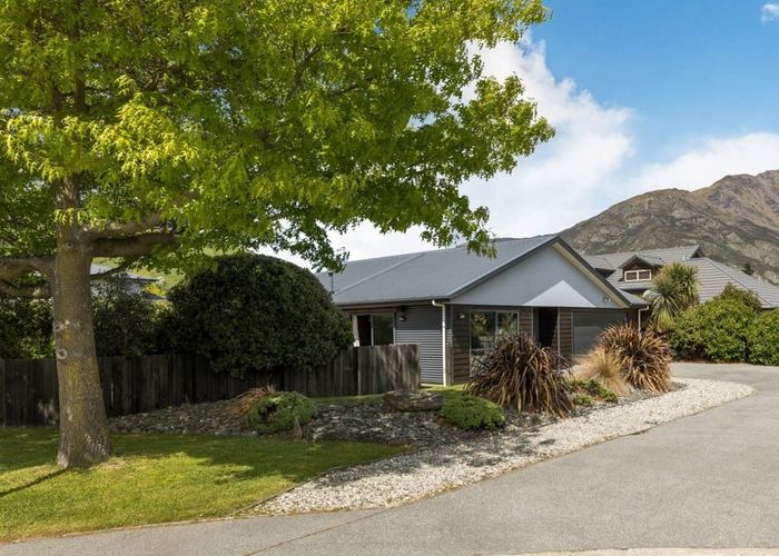  at 19 Haddow's Place, Lake Hayes, Queenstown