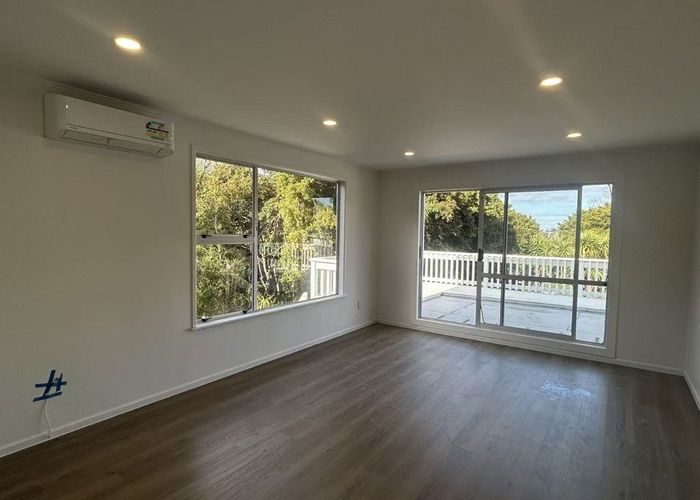  at 9 Dunraven Place, Torbay, North Shore City, Auckland