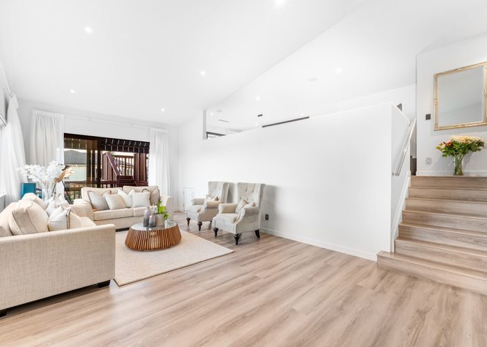  at 8 Mettam Drive, Swanson, Waitakere City, Auckland