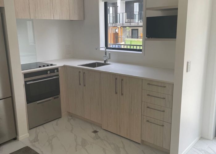  at 9/59 Matipo Road, Te Atatu Peninsula, Waitakere City, Auckland