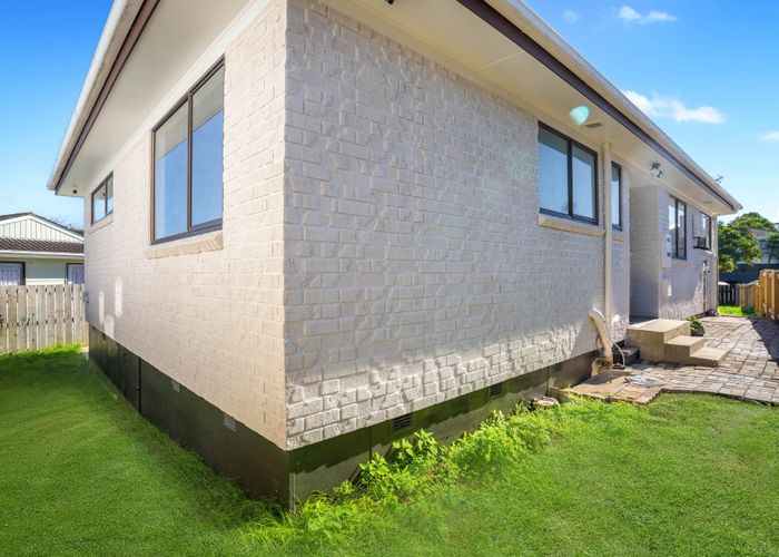  at 9 Massine Place, Randwick Park, Manukau City, Auckland