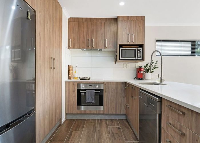  at 40B Waddell Avenue, Point England, Auckland City, Auckland