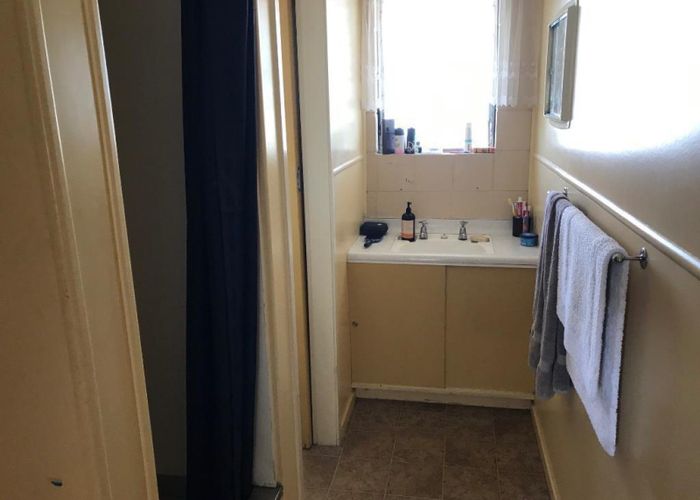  at 2/14 Claudelands Road, Claudelands, Hamilton, Waikato