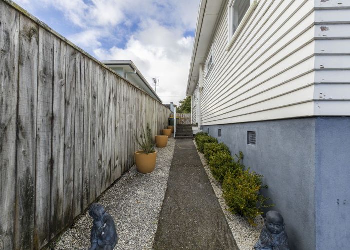  at 15 Tarahua Road, Vogeltown, New Plymouth
