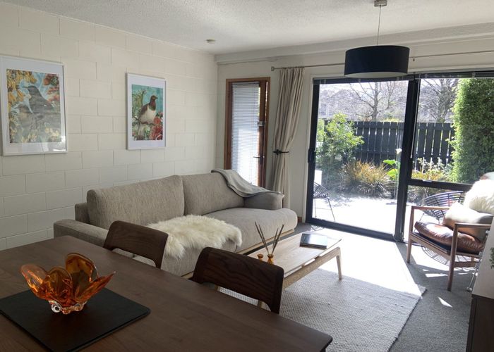  at 1/164 Kilmore Street, City Centre, Christchurch City, Canterbury