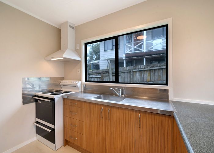  at 1/64 Solar Road, Glen Eden, Auckland