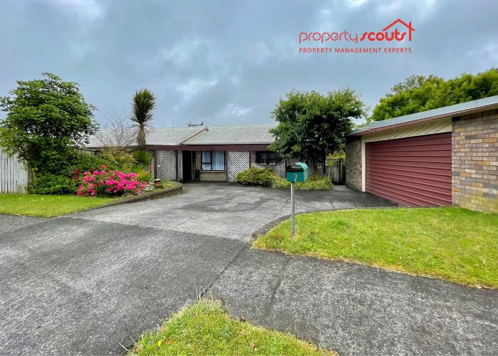  at 3 Highlands Place, Highlands Park, New Plymouth, Taranaki