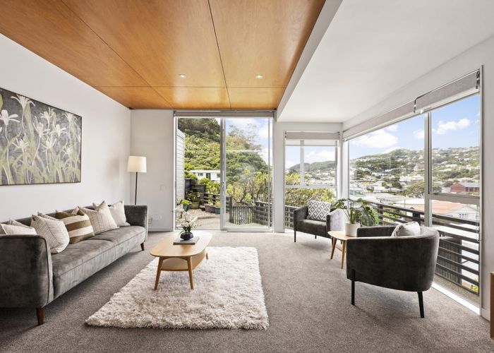  at 9/3 Severn Street, Island Bay, Wellington, Wellington