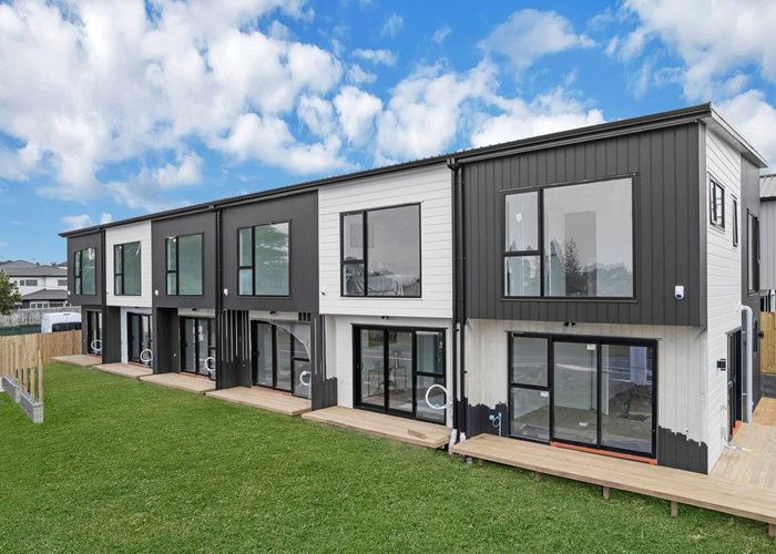  at Lot 1/38 Pah Road, Papatoetoe, Manukau City, Auckland