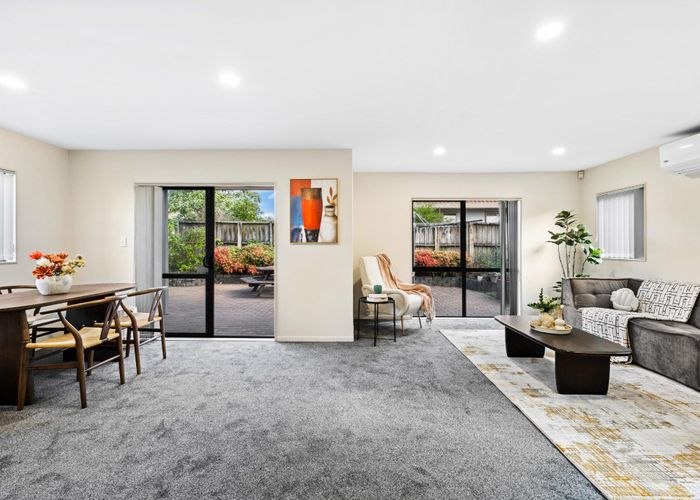  at 2/19a Arran Street, Avondale, Auckland City, Auckland